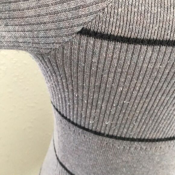 Smartwool Lilac Gray Striped V Neck Long Sleeve Stretch Knit Pullover Top - S - Picture 6 of 10
